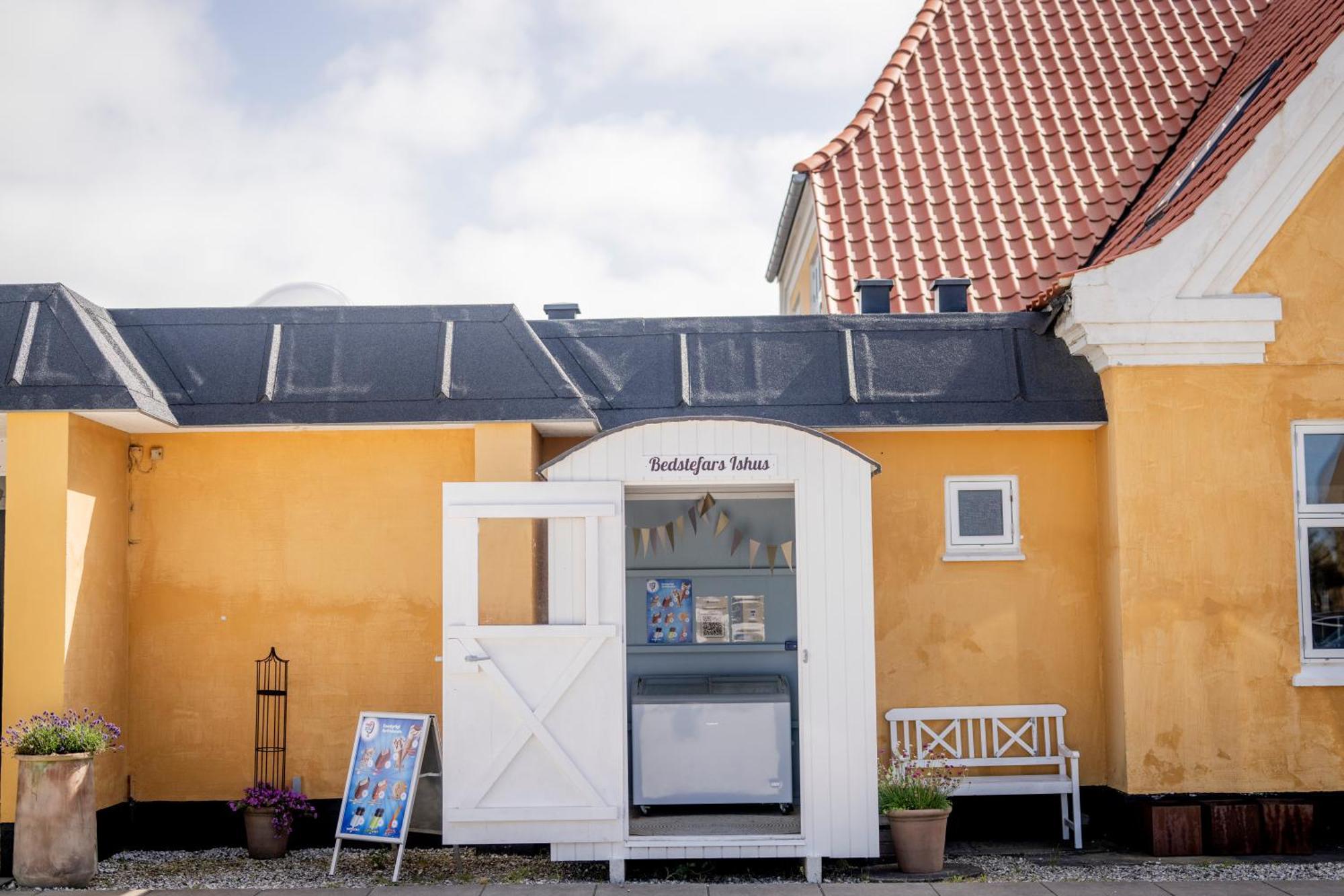 Kallehavegaard Badehotel Løkken Exteriör bild